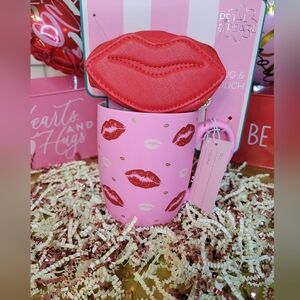 Petal & Pearl mug & pouch